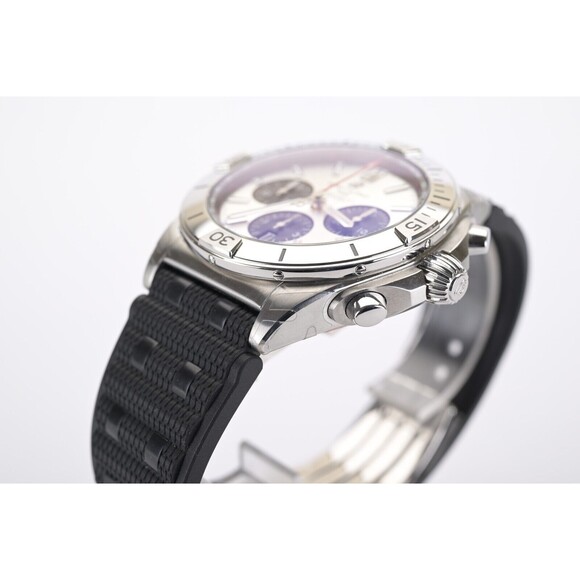 Breitling Chronomat B01 AB0134 Silver 42mm Men's Watch Full Set - Picture 10 of 15